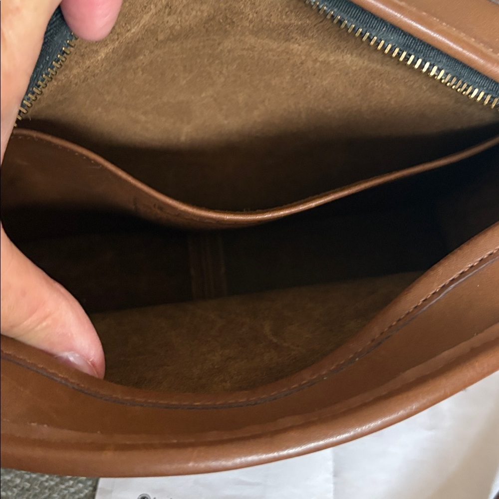 Coach Vintage NYC Camera Bag No 9760 in British Tan - Picture 8 of 9